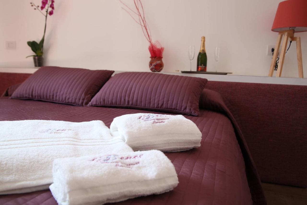 Essence Bed & Breakfast บาร์เลตตา ภายนอก รูปภาพ