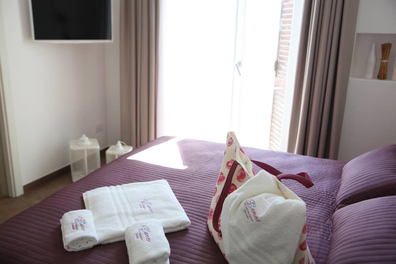 Essence Bed & Breakfast บาร์เลตตา ภายนอก รูปภาพ
